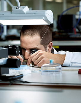 查尔斯·彼得艾伯特-百达翡丽售后服务中心