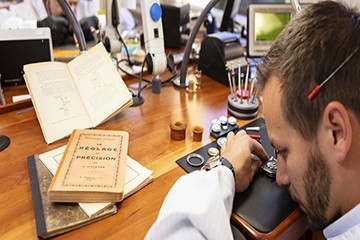 百达翡丽售后换机芯